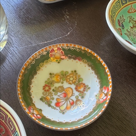 Bundle Trinkets - 6 items - tiny bowls, salt & pepper w/tray & glass jar aztec - Picture 3 of 7